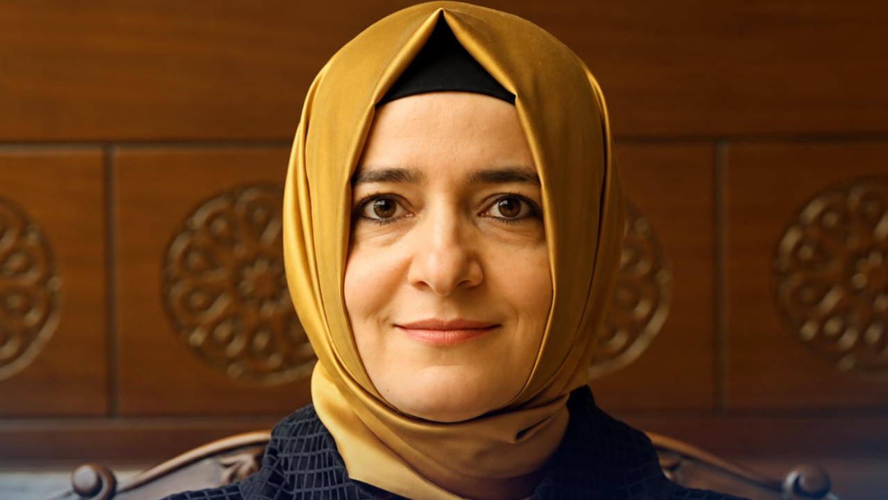 Fatma Betül Sayan Kaya, AKP’deki görevlerinden istifa etti